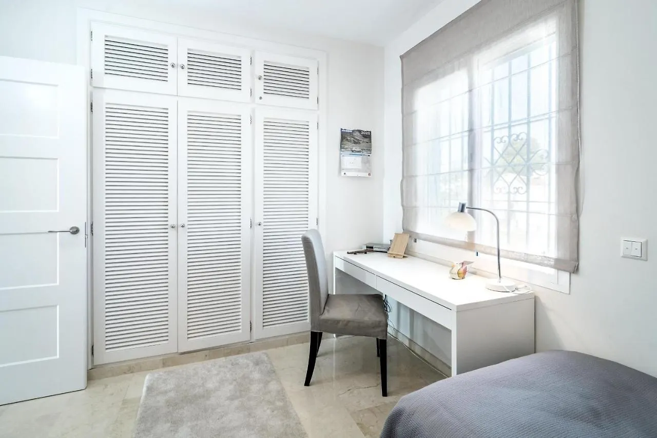 마르베야 Ma2- Sea Views, Walking Distance To Puerto Banus 아파트 0*,