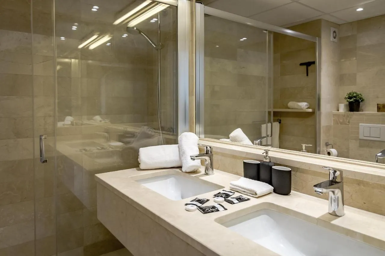 마르베야 Ma2- Sea Views, Walking Distance To Puerto Banus 아파트 스페인